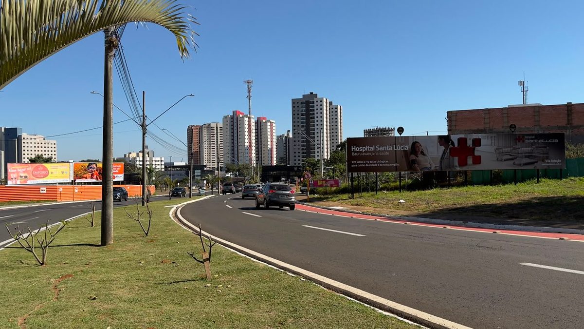 Estrutura de mídia exterior da OutMídia